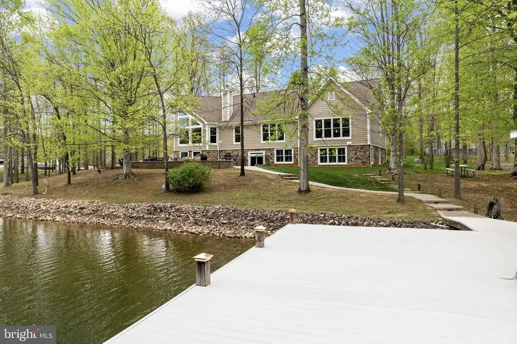 232 Raven Road Bumpass VA 23024