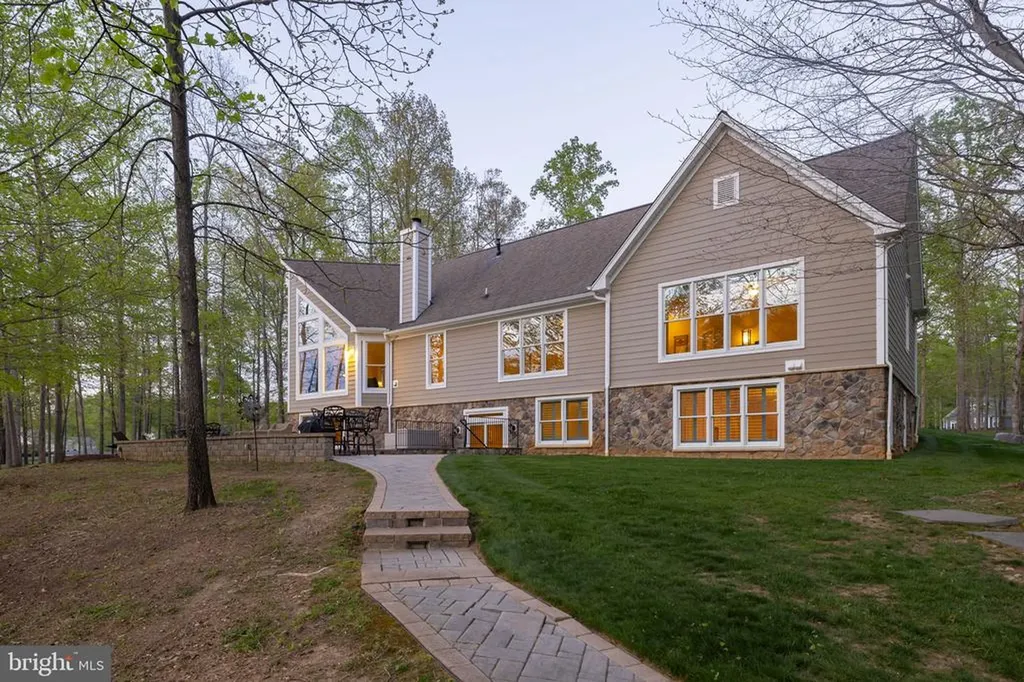 232 Raven Road Bumpass VA 23024
