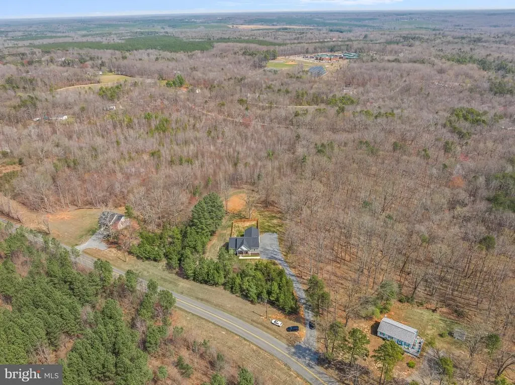 4316 Mount Airy Road Louisa VA 23093
