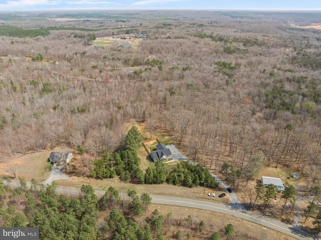 4316 Mount Airy Road Louisa VA 23093