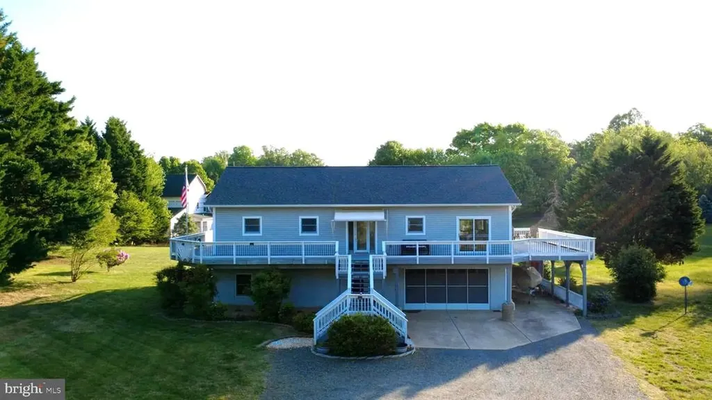 191 Burruss Mill Road Bumpass VA 23024