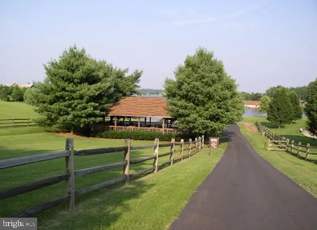 191 Burruss Mill Road Bumpass VA 23024
