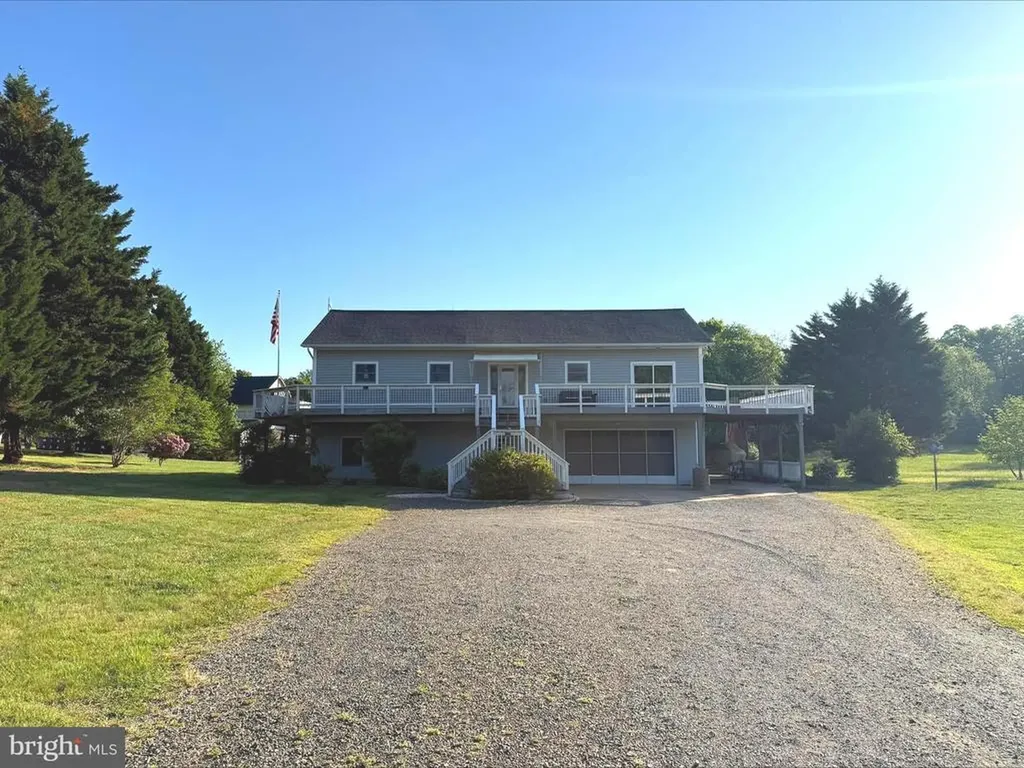 191 Burruss Mill Road Bumpass VA 23024