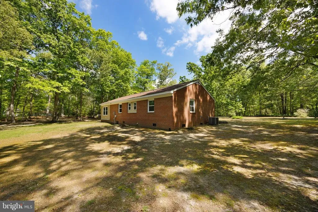 919 Chalklevel Road Louisa VA 23093