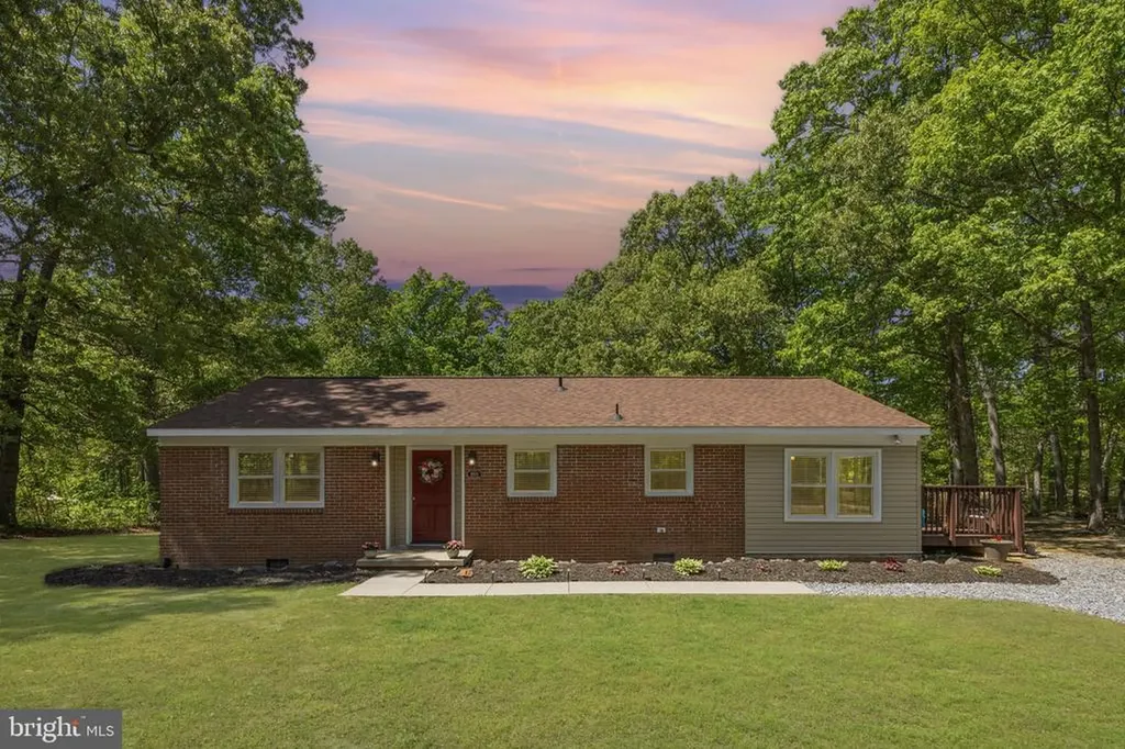 919 Chalklevel Road Louisa VA 23093