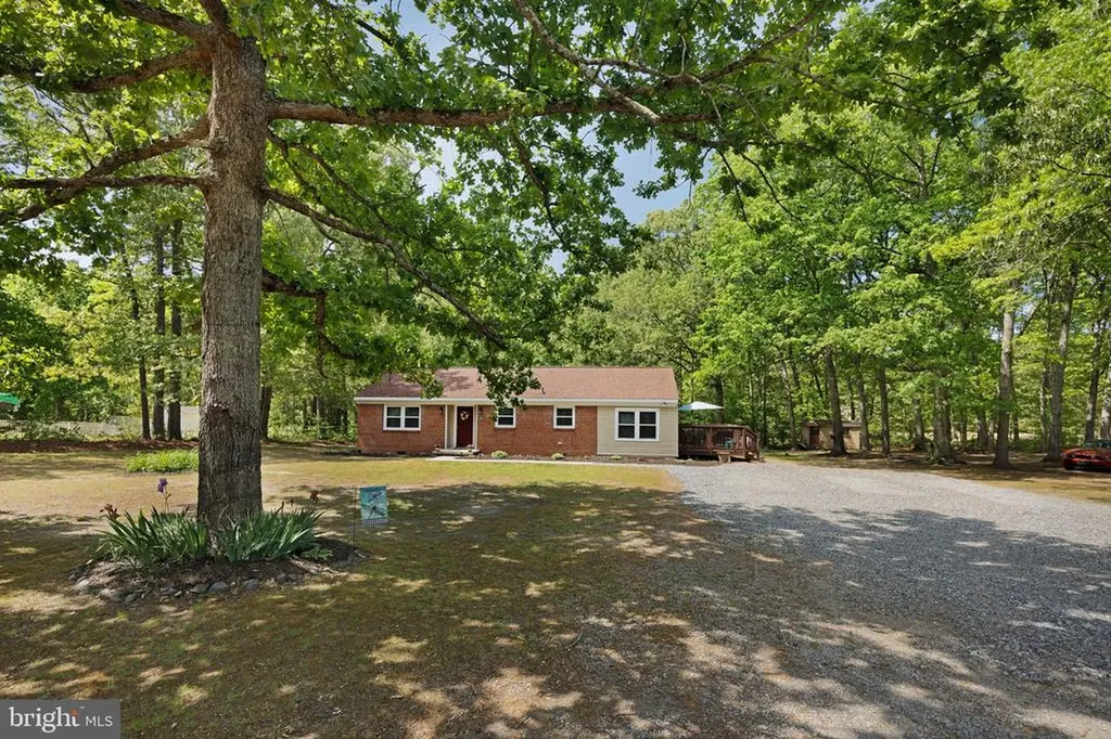 919 Chalklevel Road Louisa VA 23093