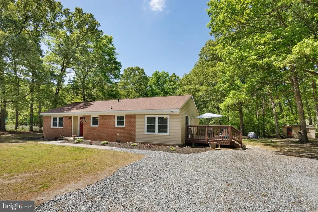 919 Chalklevel Road Louisa VA 23093