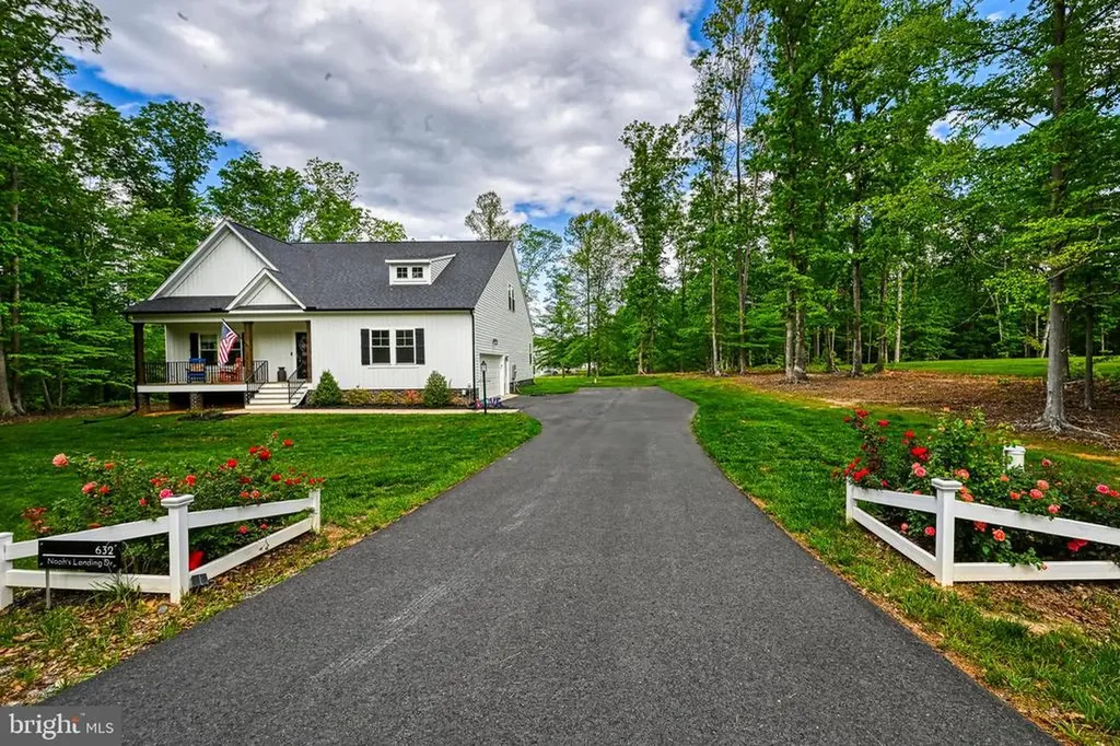 632 Noahs Landing Drive Bumpass VA 23024
