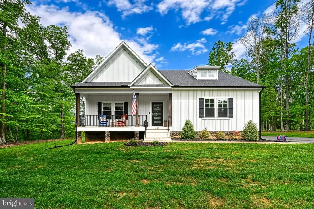 632 Noahs Landing Drive Bumpass VA 23024