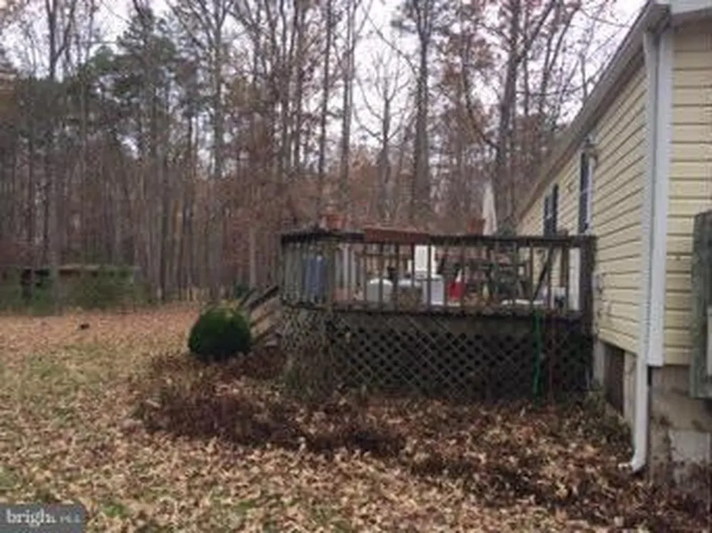 227 Carsons Corner Louisa VA 23093