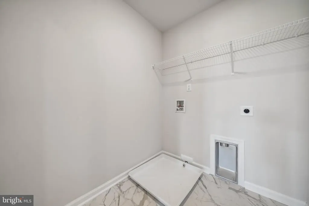 100 Liberty Lane Keswick VA 22947