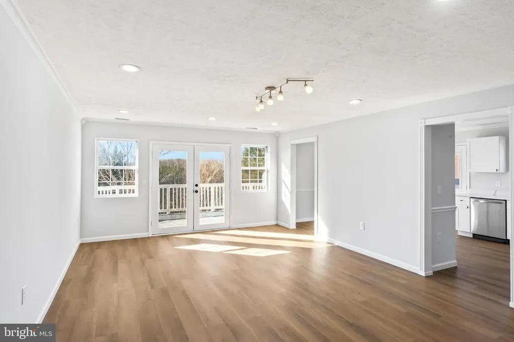 231 Derby Lane Louisa VA 23093