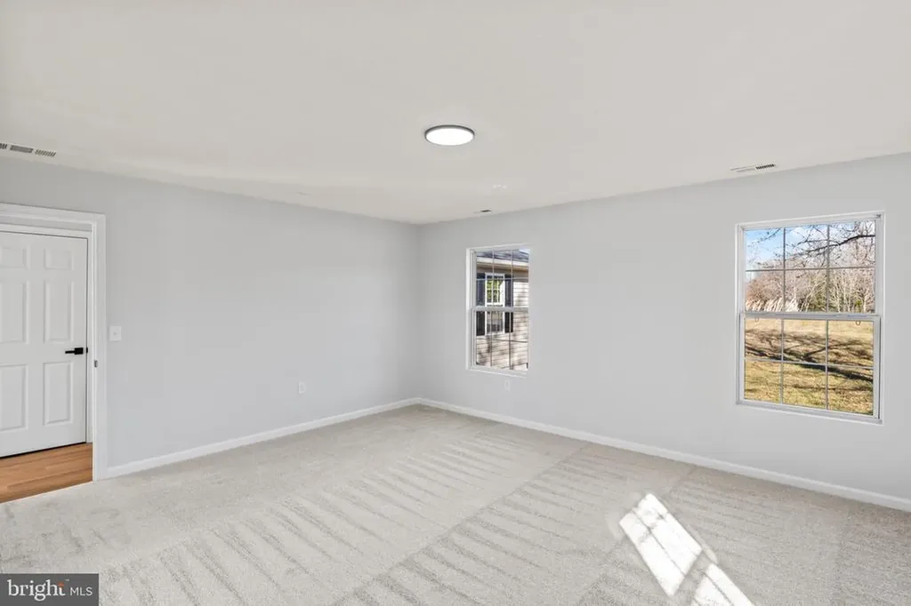 231 Derby Lane Louisa VA 23093