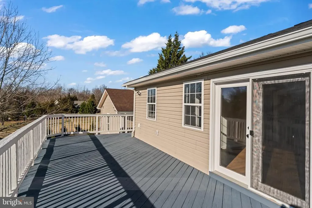 231 Derby Lane Louisa VA 23093