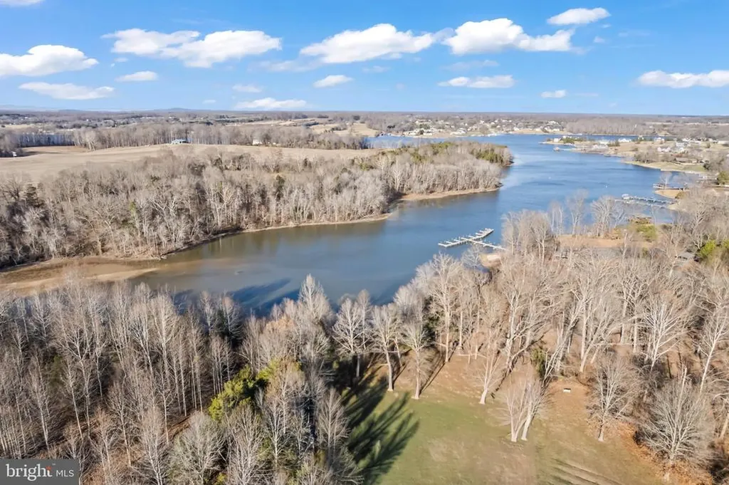 231 Derby Lane Louisa VA 23093