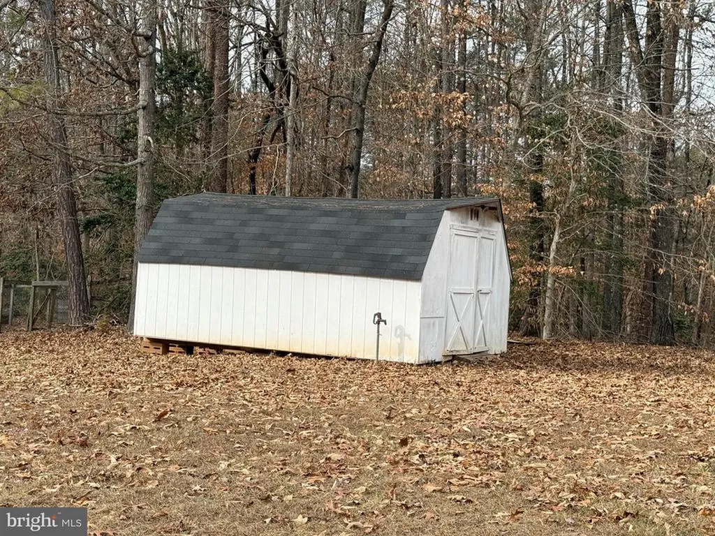 5545 Yanceyville Road Louisa VA 23093