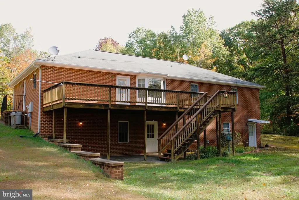 5545 Yanceyville Road Louisa VA 23093