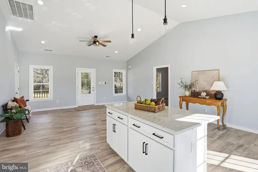 475 Fredericks Hall Road Bumpass VA 23024