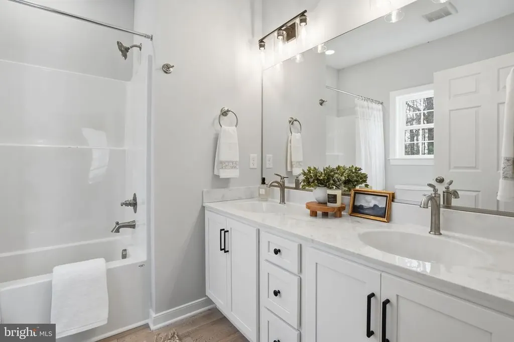 475 Fredericks Hall Road Bumpass VA 23024