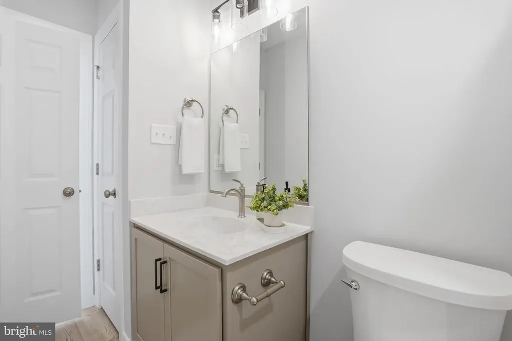 475 Fredericks Hall Road Bumpass VA 23024