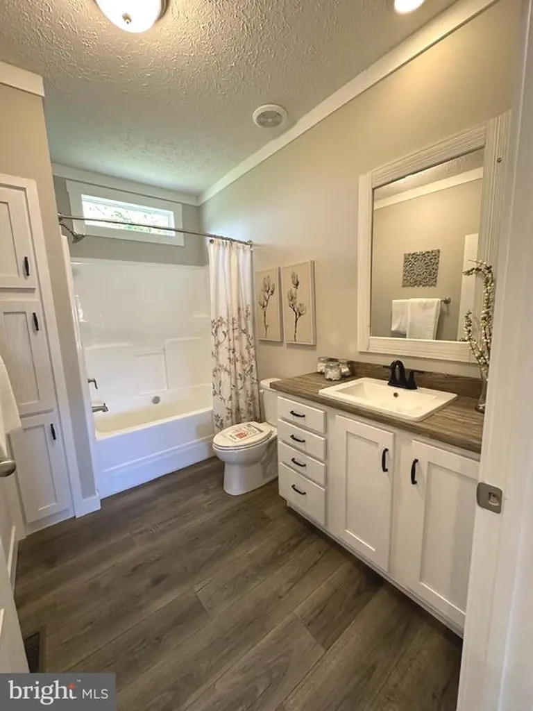 104 Henson Avenue Louisa VA 23093