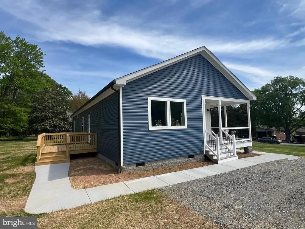 104 Henson Avenue Louisa VA 23093