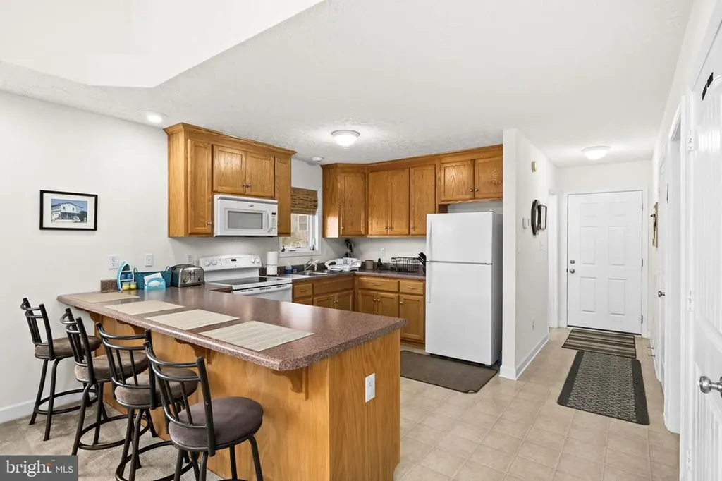 1250 Lakeshore Drive S Louisa VA 23093