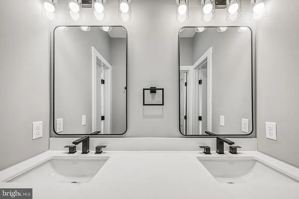 375 Equestrian Landing Trail Bumpass VA 23024