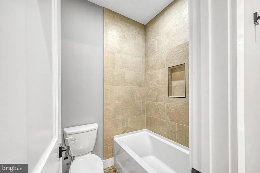 375 Equestrian Landing Trail Bumpass VA 23024