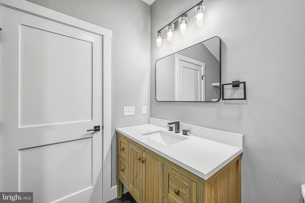 375 Equestrian Landing Trail Bumpass VA 23024