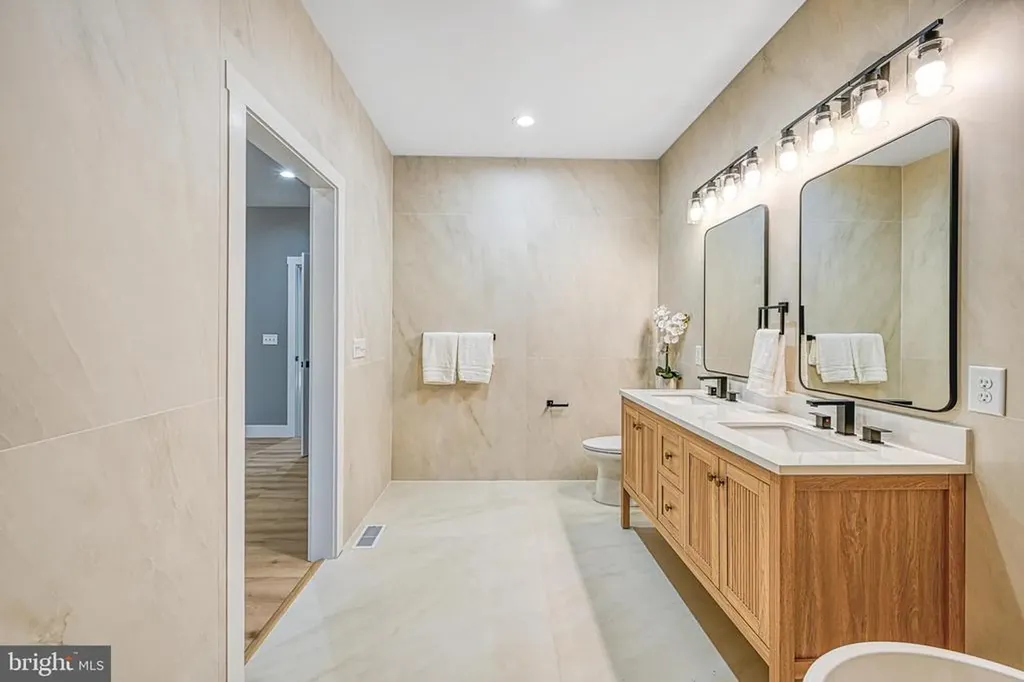 375 Equestrian Landing Trail Bumpass VA 23024