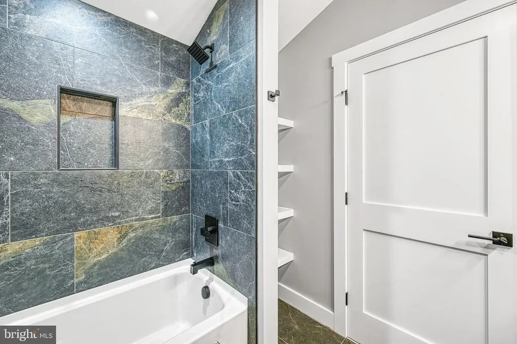 375 Equestrian Landing Trail Bumpass VA 23024