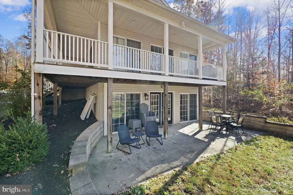 14 Oak Road Bumpass VA 23024