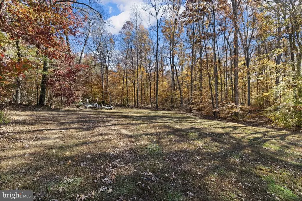14 Oak Road Bumpass VA 23024