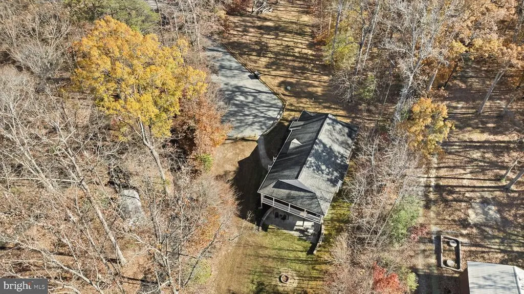 14 Oak Road Bumpass VA 23024