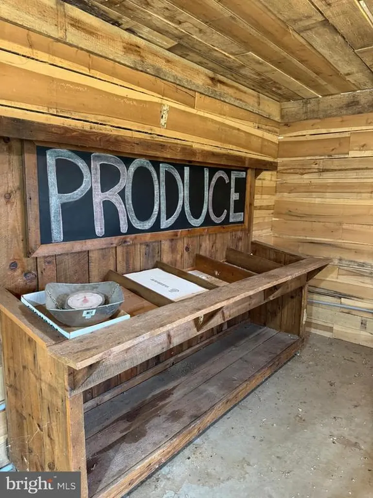 284 Boulder Springs Lane Louisa VA 23093