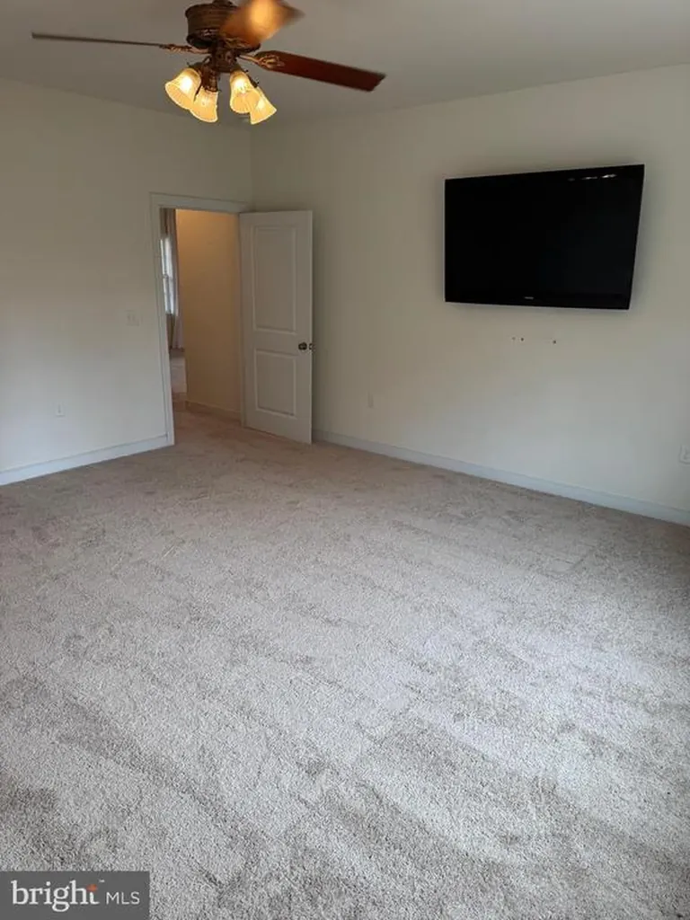 284 Boulder Springs Lane Louisa VA 23093