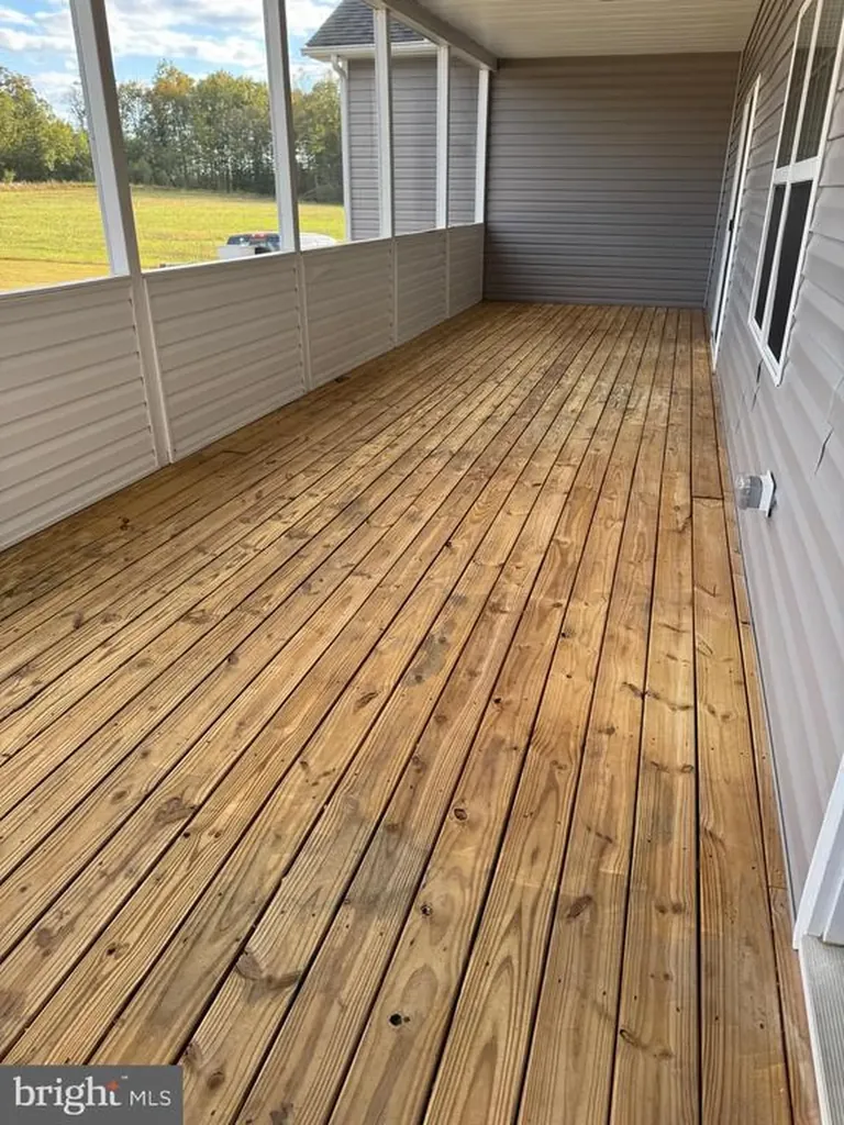 284 Boulder Springs Lane Louisa VA 23093