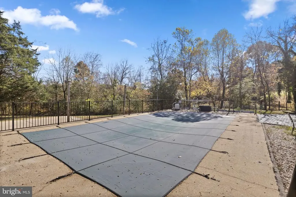 217 Ellisville Drive Louisa VA 23093