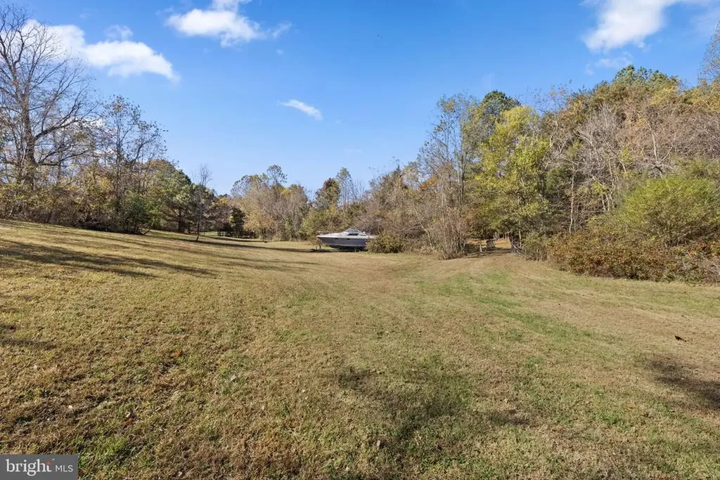 217 Ellisville Drive Louisa VA 23093