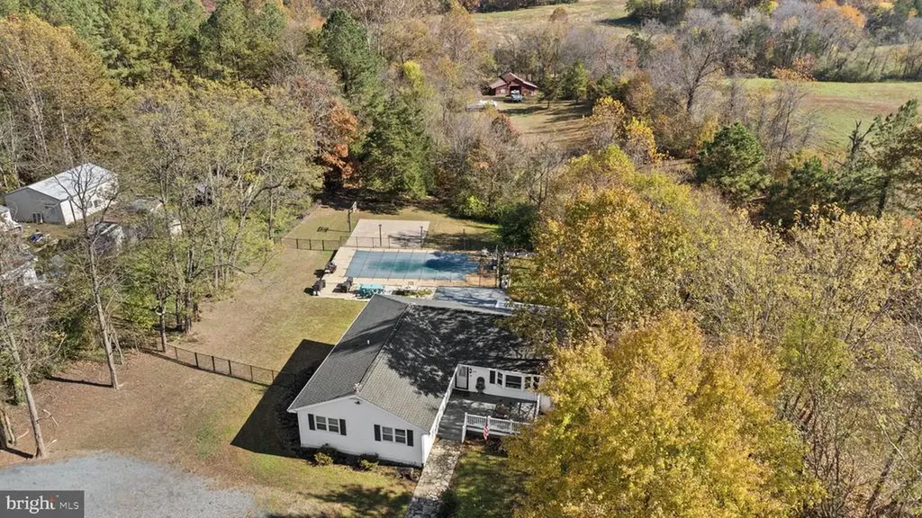 217 Ellisville Drive Louisa VA 23093