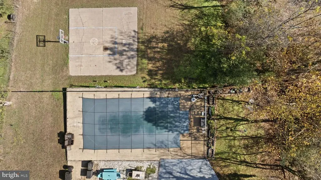 217 Ellisville Drive Louisa VA 23093