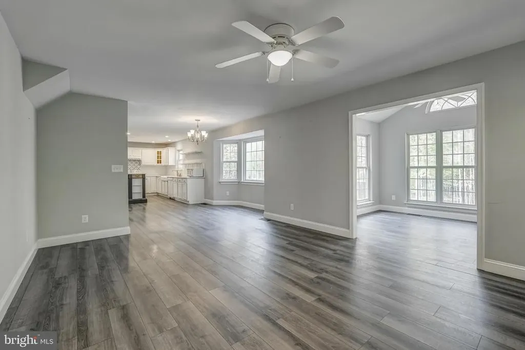 406 Saint Ivy Avenue Troy VA 22974