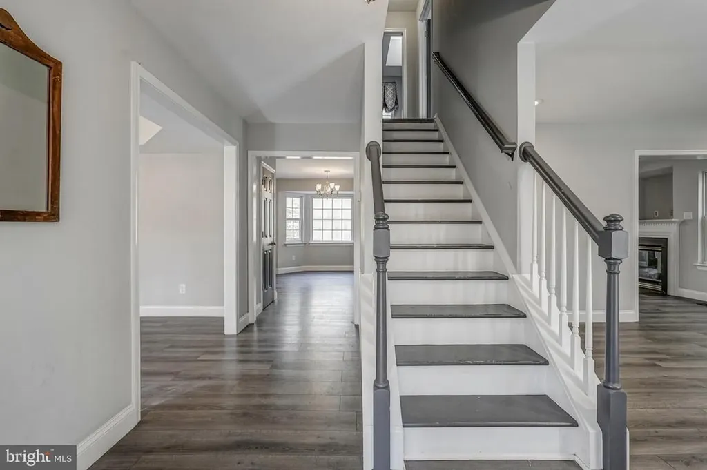 406 Saint Ivy Avenue Troy VA 22974