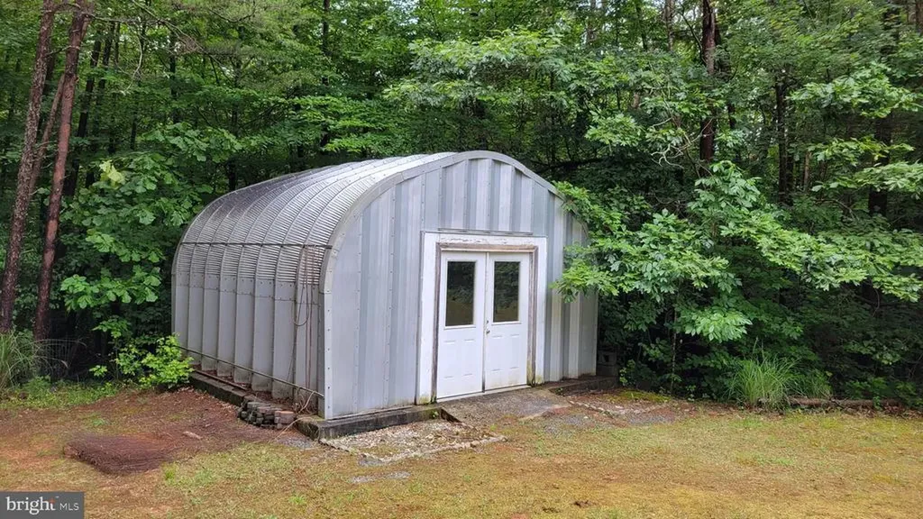 112 Pine Crest Lane Gordonsville VA 22942