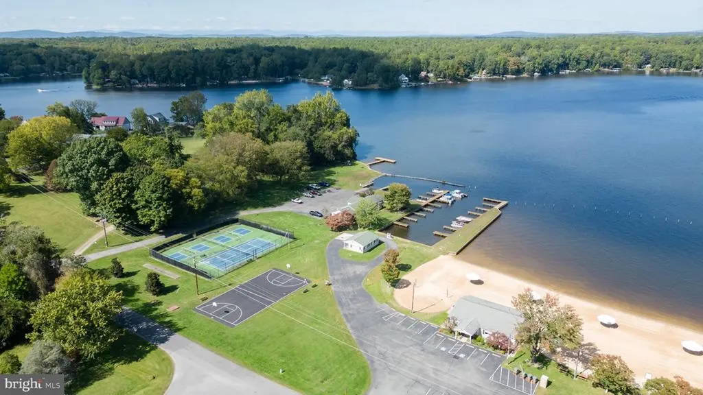 309 Ellis Drive Louisa VA 23093