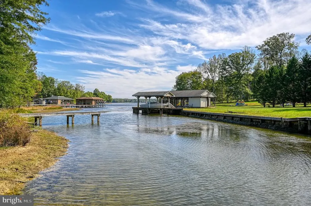 1636 Moody Town Road Bumpass VA 23024