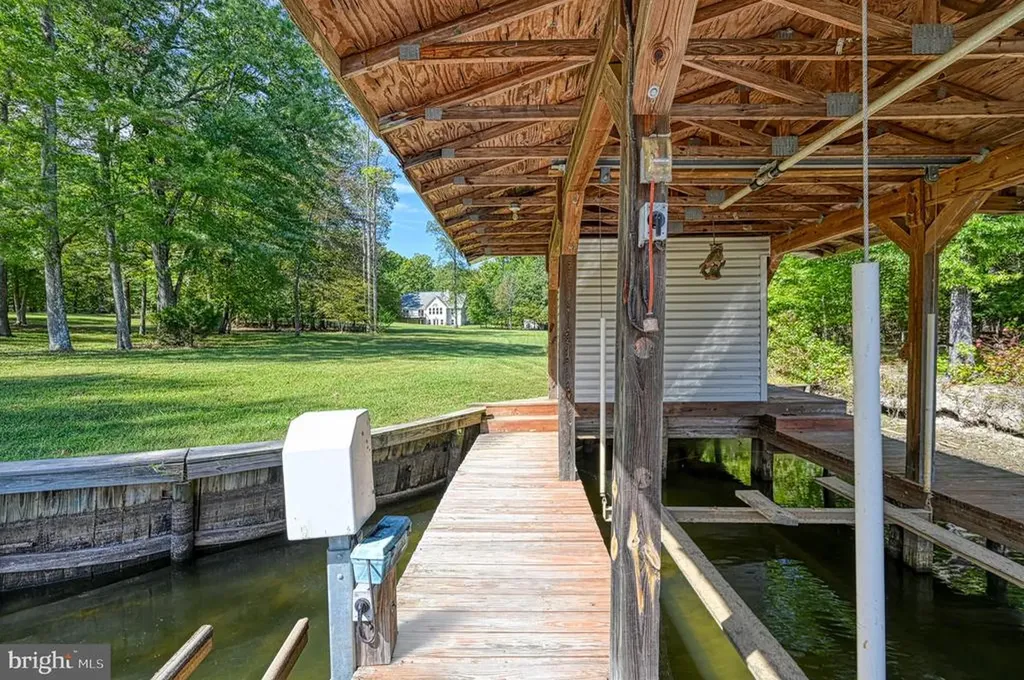 1636 Moody Town Road Bumpass VA 23024