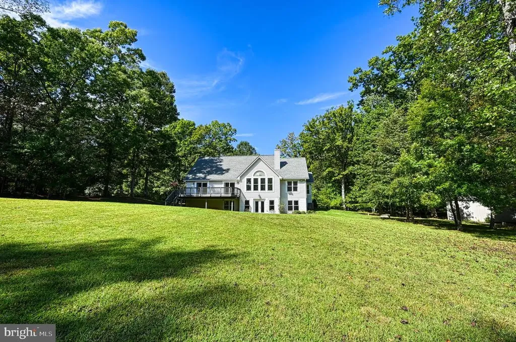 1636 Moody Town Road Bumpass VA 23024