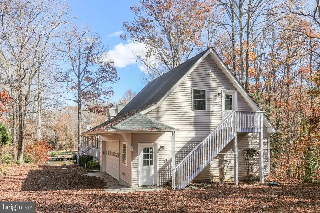 4049 Moody Town Road Bumpass VA 23024